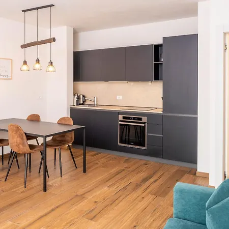 Panoramic Rudi ガルダ