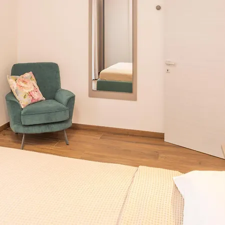 Panoramic Rudi アパート