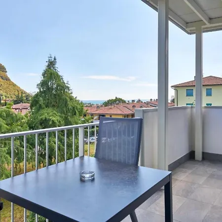 Panoramic Rudi アパート